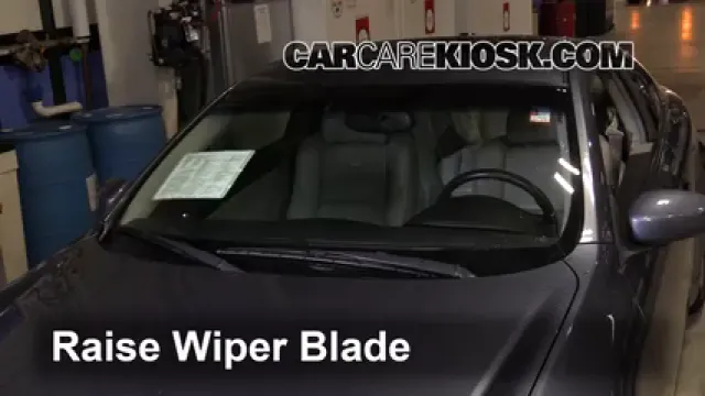 2005 Infiniti G35 3.5L V6 Coupe (2 Door) Windshield Wiper Blade (Front) Replace Wiper Blades